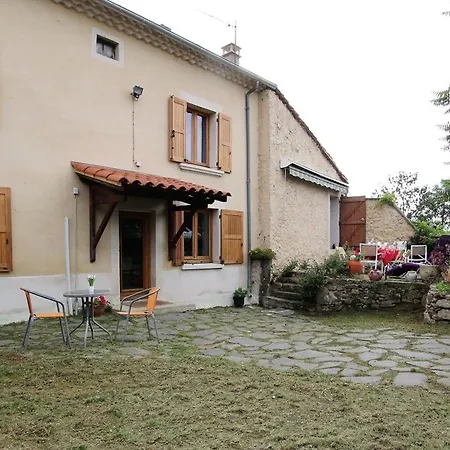 Vakantiehuis Gite Familial Avec Cour Privee, Terrasse Ombragee Et Chambre Independante Pres Du Puy-en-velay - Fr-1-582-31